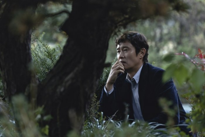 이병헌 어쩔수가없다.jpg