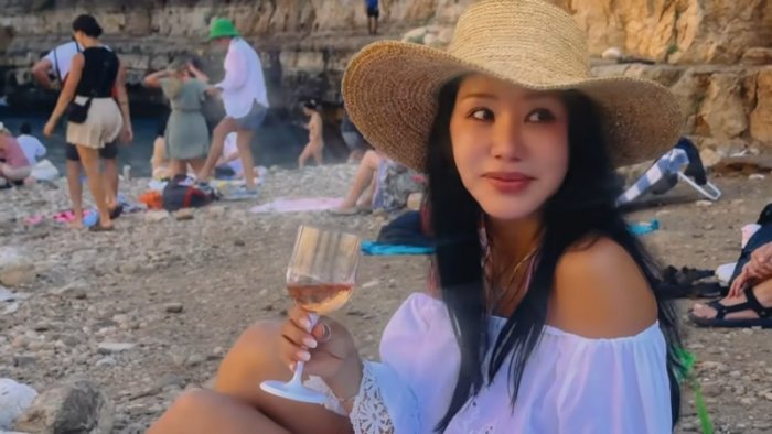 엄정화 인생 첫 이태리 남부, 폴리냐노 아마레 100% 즐기기 _ 이탈리아 Vlog (ENG) 4-56 screenshot.png