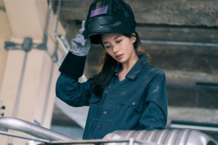 정비소 사장 된 수지…김은숙 픽 '다 이루어질지니' 관전포인트
