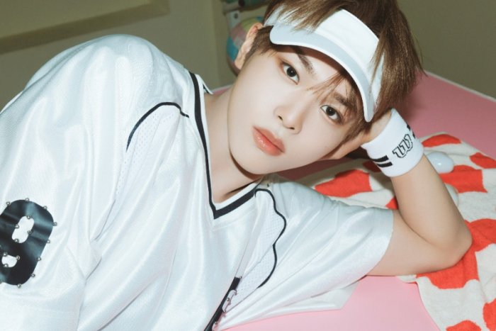 'JYP 신인' 킥플립 아마루, 활동 중단…"심리적 불안 증세"