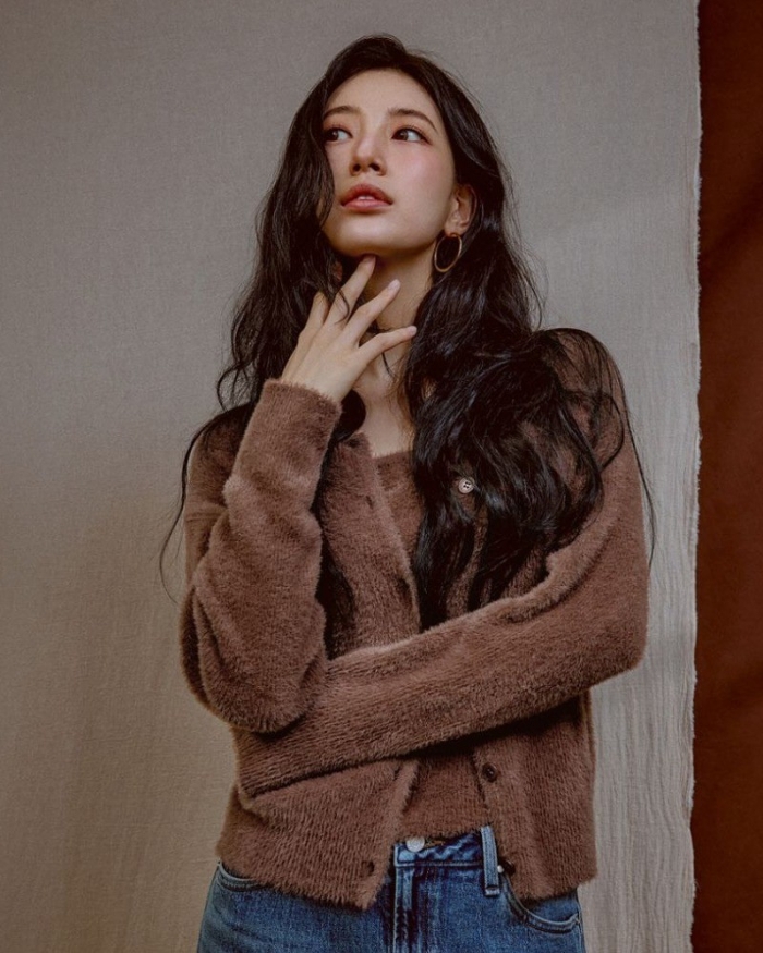 [화보] 수지, '가을 감성' 물씬 스타일링…세련美 눈길