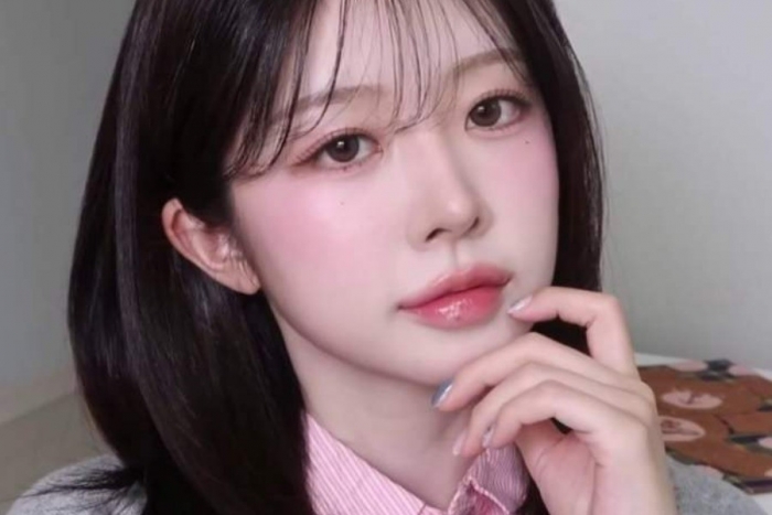 [K메이크업] '청순 새내기' 변신 위한 제품 라인업은?