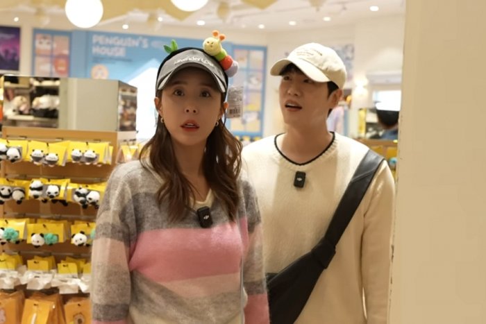 "여보, 자기"…신지♥문원, 애정 폭발 놀이공원 데이트