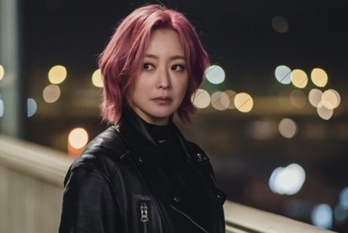 김희선, 오늘(2일) 모친상 비보…슬픔 속 빈소 지켜