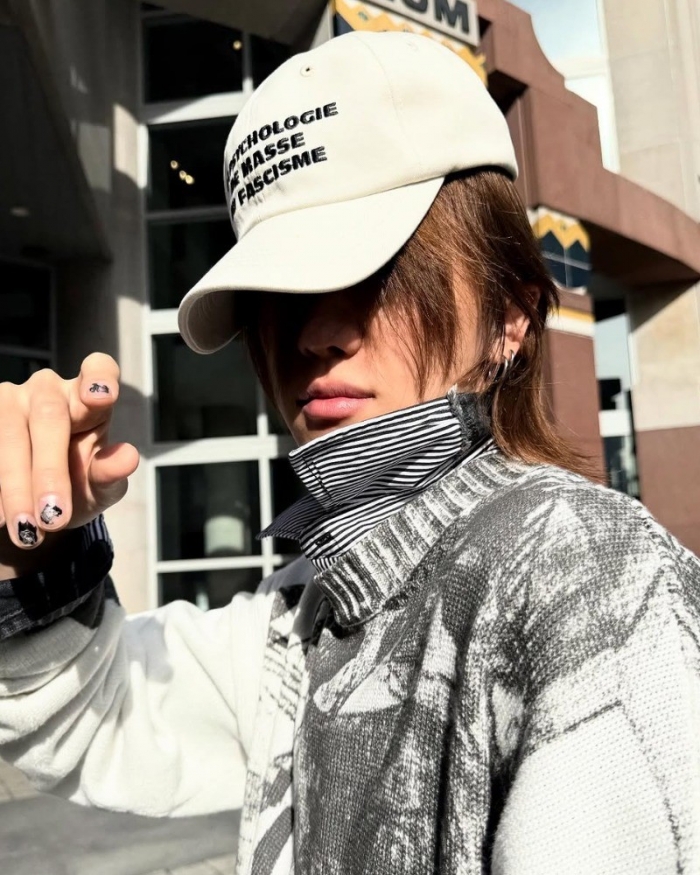 세븐틴 디에잇, 시애틀표 스트릿룩 선보여…"찰떡 소화"