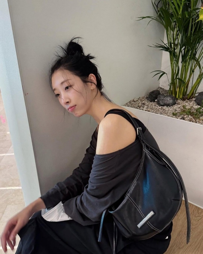 이채민 또 반하겠네…류다인, 일상 속 '과감한' 어깨 노출