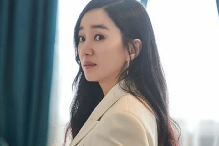 배우부터 PD까지 이탈…수애, 송강호·구교환 이어 '내부자들' 하차